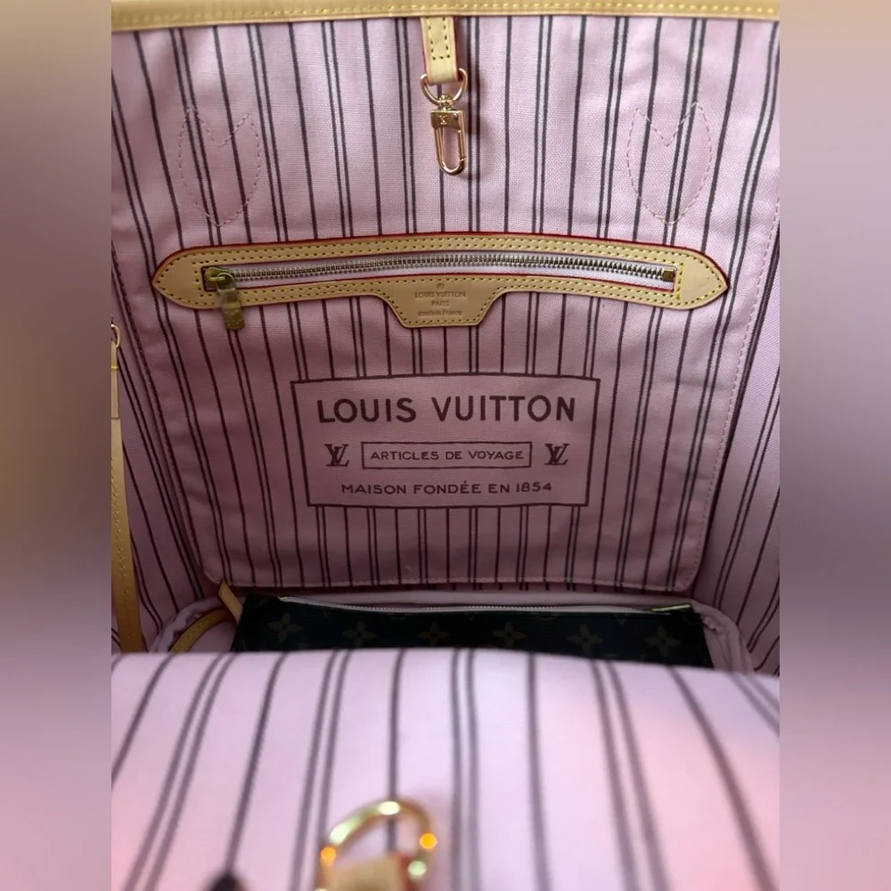 Purse - Picture 4 of 12